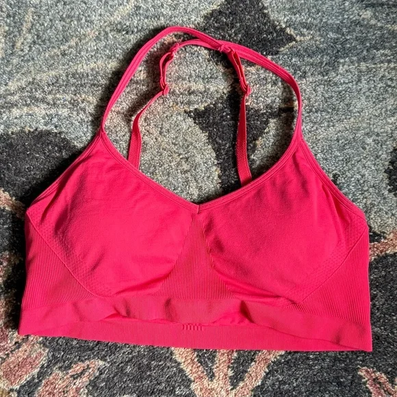 ZELLA Crossback Sports Bra - Picture 2 of 8
